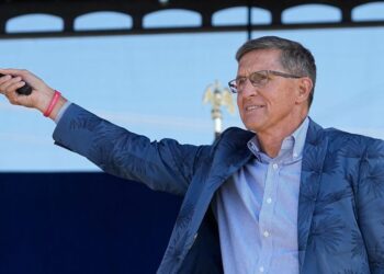 Michael Flynn Predicts ‘Violence’ Day After Election