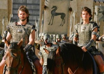 Top 10 Action-Packed War Movies to Stream Right Now