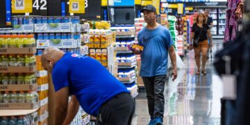 U.S. Economy Grew At Healthy 2.8% Pace Last Quarter On Strength Of Consumer Spending