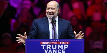 Trump Surrogate Howard Lutnick Spouts Anti-Vax Views On CNN