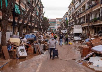 Storms In Barcelona Disrupt Rail Service As Troops Search For Flood Victims In Valencia