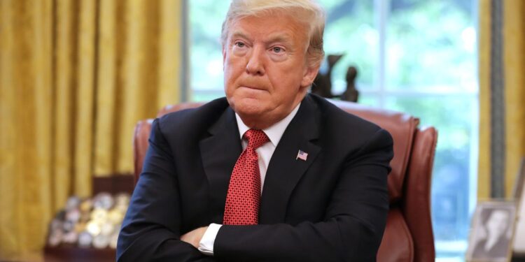 CNN Data Reporter Pops MAGA Bubble On Trump With A Hillary Clinton Stat