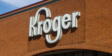 Kroger, Albertsons Sued For Alleged Collusion During Strike