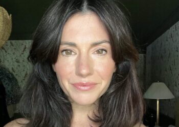 My 10-Minute Makeup Routine and 3 Blushes That Make Me Look More Alive | Wit & Delight