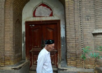 Uyghur Advocates Praise Trump Appointees Rubio and Waltz