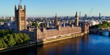 Met Police refers itself to information watchdog after Westminster honeytrap victims’ identities revealed to each other | Politics News