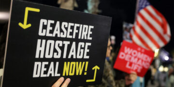 Thousands of Israelis protest in Tel Aviv for Gaza hostage deal