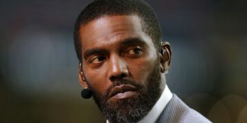 Randy Moss Explains Illness Is Affecting His Eyes