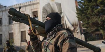 Syrian Troops Withdraw From South As They Rush To Defend Country’s Third-Largest City