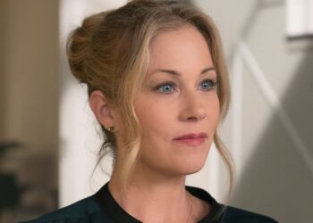 Christina Applegate Faced ‘First Sign Of MS’ On ‘Dead To Me’ Pilot