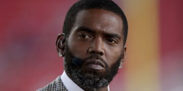 NFL Icon Randy Moss Sends Message To ‘Prayer Warriors’ Following Cancer Diagnosis