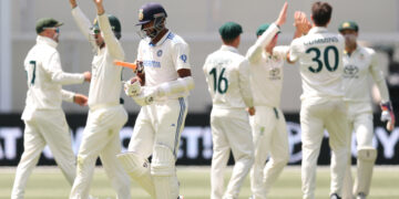 Michael Vaughan calls for Test matches to be changed to four days