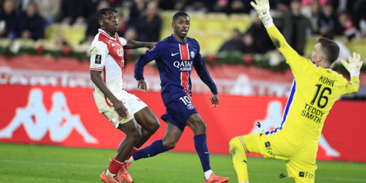 PSG beat Monaco but goalkeeper injured by cleat to the face