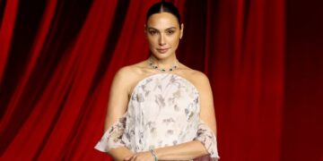 Gal Gadot Was Diagnosed With Blood Clot in Her Brain While Pregnant