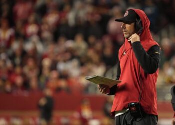 This 49ers season is effectively over — and Kyle Shanahan bears plenty of responsibility