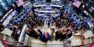 Trump’s tricky dollar problem