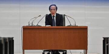 Yen sinks after BoJ holds rates amid caution over Donald Trump’s impact