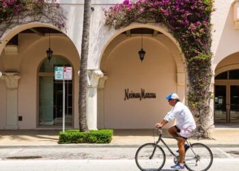 Saks Fifth Ave & Amazon Set to Purchase Neiman Marcus