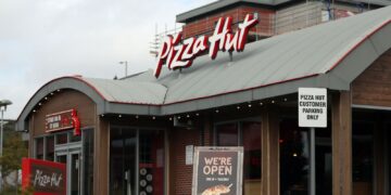Pizza Hut restaurant operator races to finalise new ownership | Money News