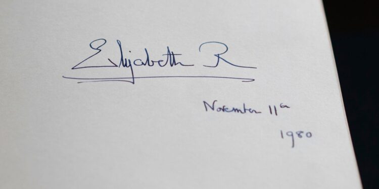 Presidents, princes and prime ministers signed extraordinary collection of No 10 visitors’ books made public for first time | Politics News