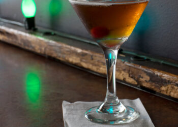 U.S. Surgeon General Calls for Cancer Warnings on Alcohol