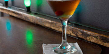 U.S. Surgeon General Calls for Cancer Warnings on Alcohol