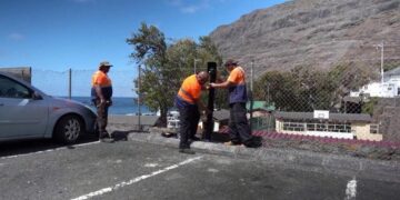 St. Helena: "The world's most remote EV charging point"