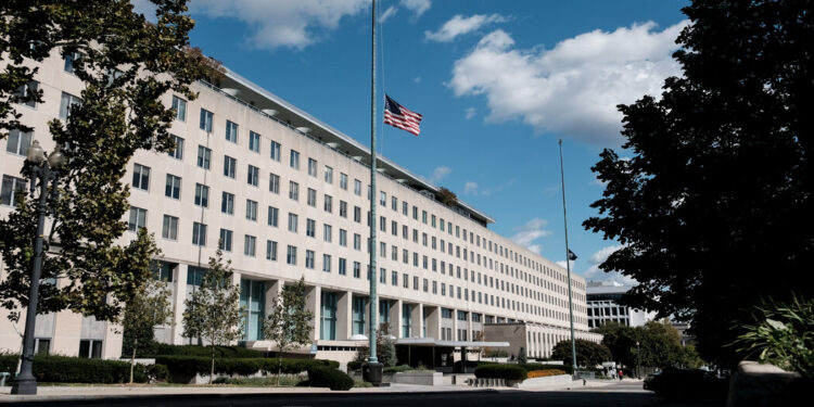 Scores of Senior Diplomats Are Leaving Posts as Trump Takes Office