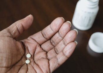 Is Tylenol Or Advil Better For Pain?