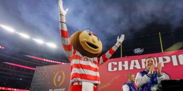 The Teams Playing In The CFP National Championship Game Are Set — And There’s A Heavy Favorite