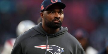 Patriots fire Jerod Mayo, expected to pursue Mike Vrabel as next head coach