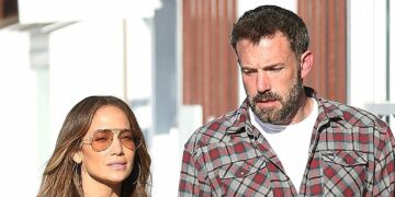 Ben Affleck Encounters Massive Military Vehicle At His Home