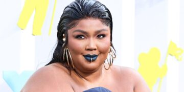 Lizzo Flaunts Slimmed-Down Look As She Reaches Her Weight Loss Goal
