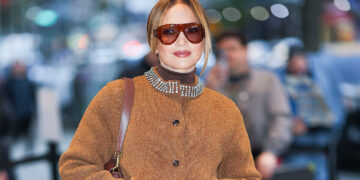 Jennifer Lopez Keeps $8 Million Engagement Ring In Divorce