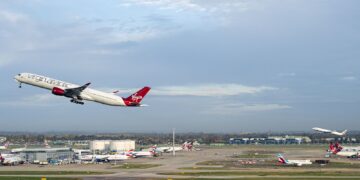 Chancellor Rachel Reeves announces backing for third Heathrow runway | Politics News