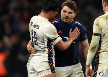 Last-minute try gives England dramatic Six Nations win over France at Twickenham