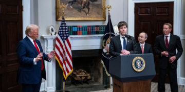 How Sam Altman Sidestepped Elon Musk to Win Over Donald Trump