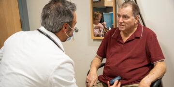 Surgeons Transplant Engineered Pig Kidney Into Fourth Patient