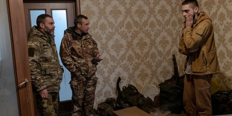 Troops Wary of Trump’s Talks With Russia