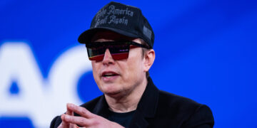 Tesla Fires a Manager Who Criticized Elon Musk on Social Media