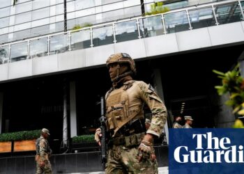 Panama police search for Chinese woman who escaped hotel holding US deportees | Panama