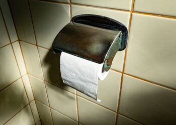 Wet Wipes Are Bad For Your Butt Says Anal Surgeon