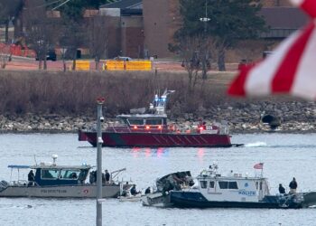 'Insulting': Trans Pilot Falsely Tied To DC Crash Knocks Those Pushing Bogus Claims