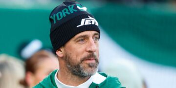 NY Jets Moving On From Aaron Rodgers — And People Have Thoughts