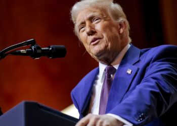 Fox News And Newsmax Sign Letter Urging Trump To Rescind Ban On The AP