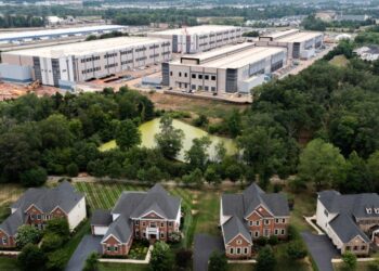 Trump’s AI Tech Push Faces Energy, Innovation Uncertainty