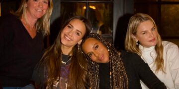 Star Sightings: Kerry Washington Enjoys a New Moon Ceremony in L.A., Miles Teller Strolls in New York City