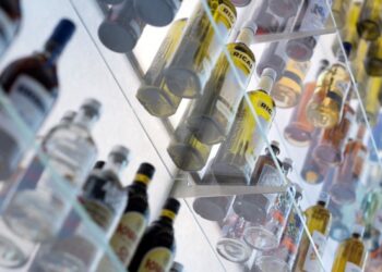 Pernod Ricard cuts sales outlook on tariff uncertainty
