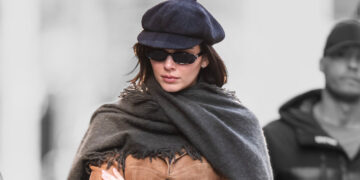 Kendall Jenner Channels Bob Dylan With 60s New Yorker Style