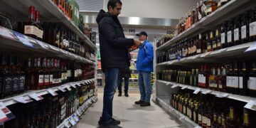 Risk of rising US prices could be biggest brake on Donald Trump’s tariff plan | US News